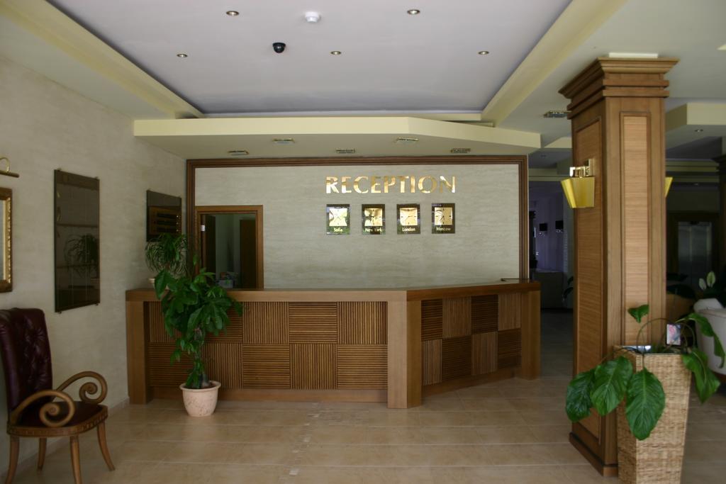 Aparthotel Regina Mare Carevo Exteriér fotografie