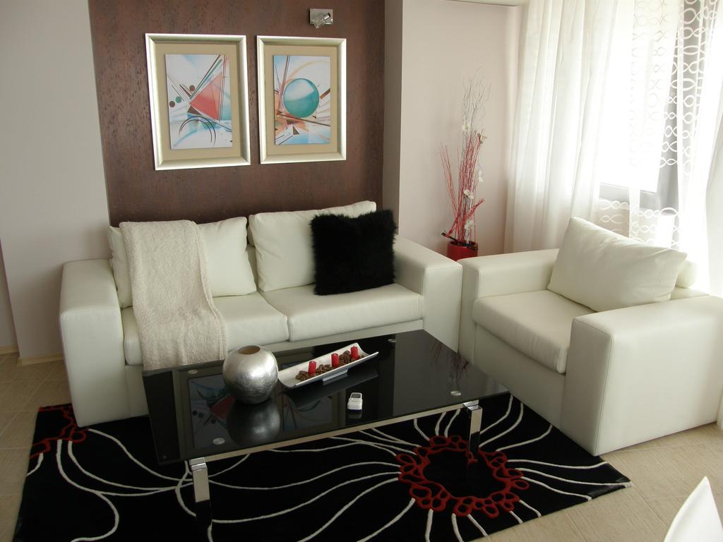 Aparthotel Regina Mare Carevo Pokoj fotografie